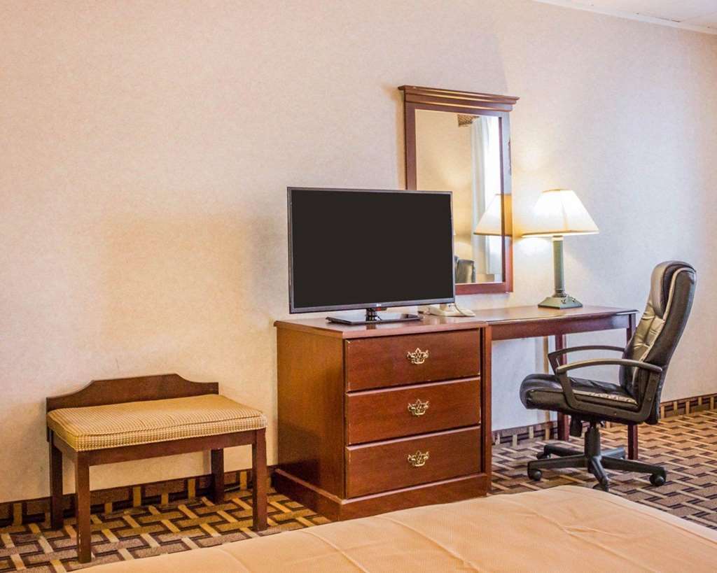 Rodeway Inn Mystic Quarto foto